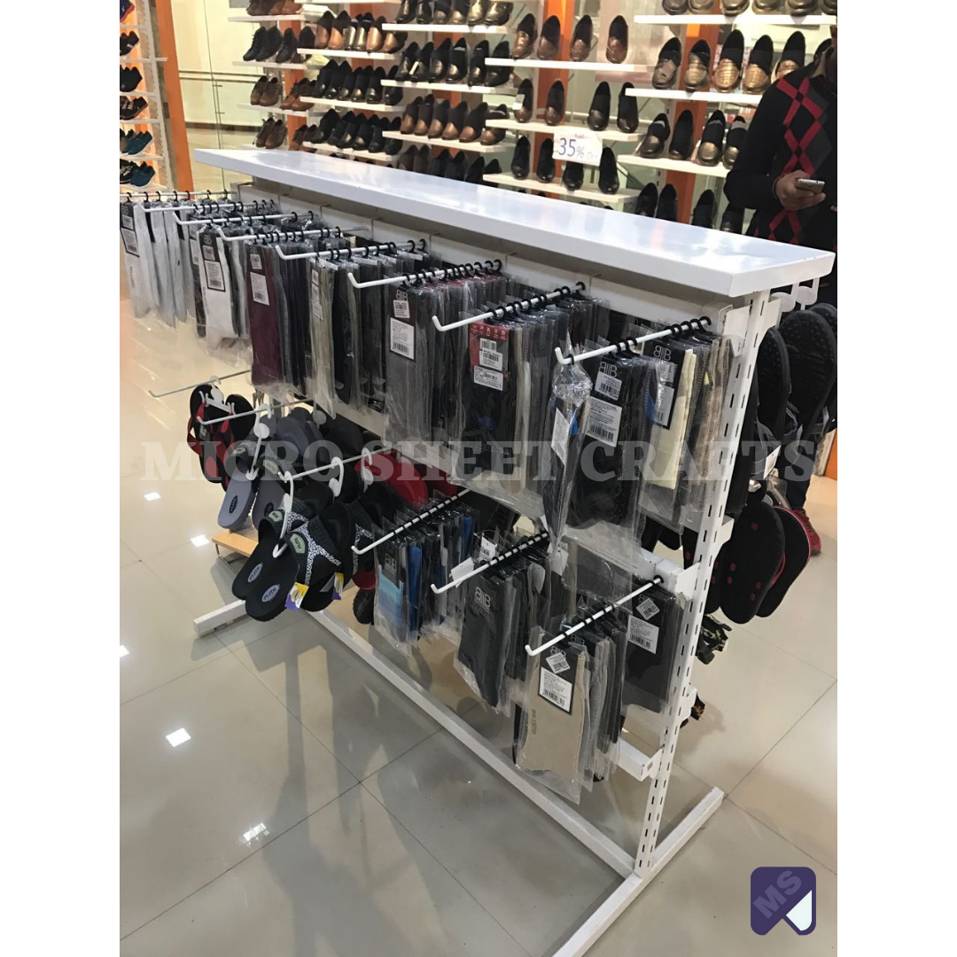 Cloth Display Rack In Lohit